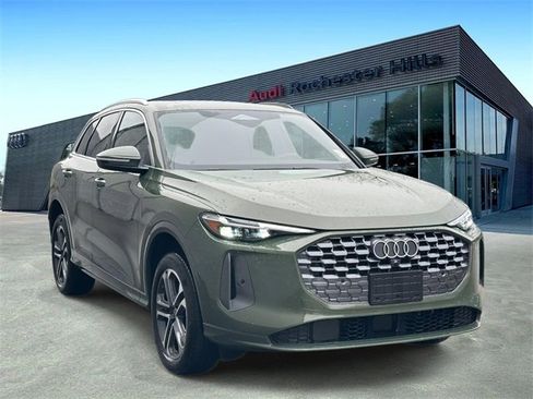 Certified 2025 Audi Q5 Premium Plus w/ Premium Plus image 7