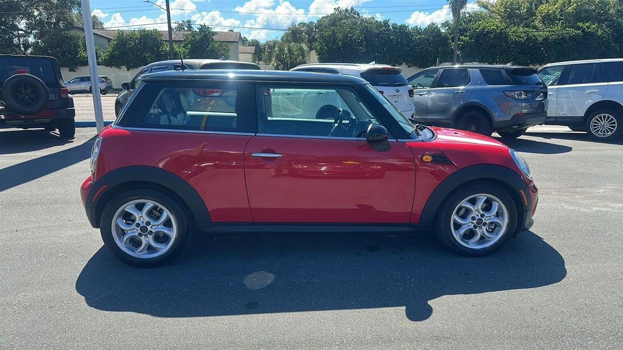 Used 2011 MINI Cooper Hardtop FWD image 13
