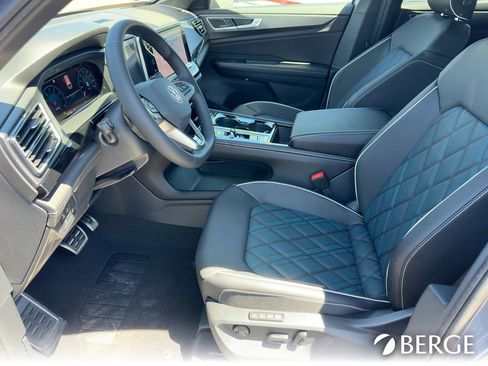 New 2026 Volkswagen Atlas Cross Sport SEL Premium R-Line AWD/4WD image 12