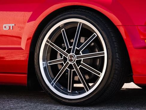 Used 2006 Ford Mustang GT Premium RWD image 44