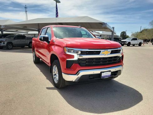 New 2026 Chevrolet Silverado 1500 LT w/ Z71 Off-Road Package AWD/4WD image 2