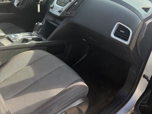 Used 2016 Chevrolet Equinox LT w/ Convenience Package image 20