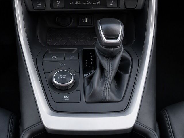 Used 2023 Toyota RAV4 XLE Premium AWD/4WD image 14