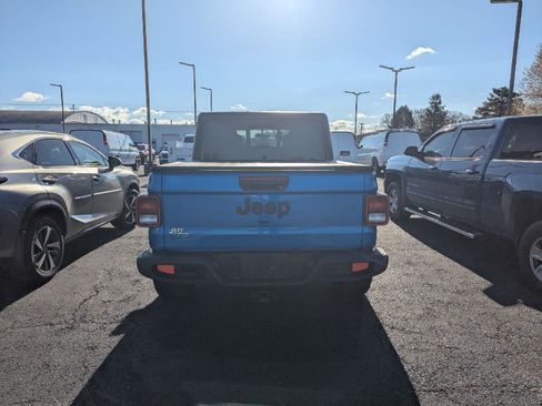Used 2022 Jeep Gladiator Sport image 5