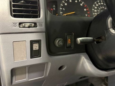 Used 1996 Toyota 4Runner SR5 AWD/4WD image 21