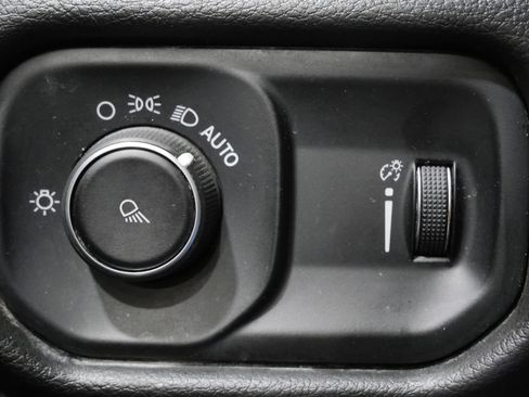 Used 2022 RAM 2500 Big Horn AWD/4WD image 14