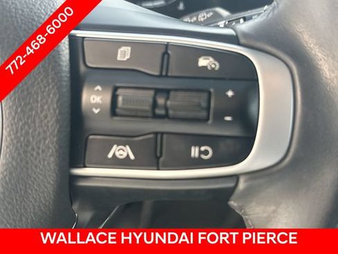 Used 2024 Kia Sportage EX FWD image 23