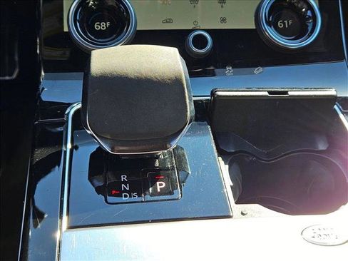 Used 2023 Land Rover Range Rover Velar R-Dynamic S image 18