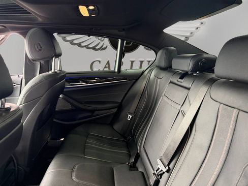Used 2023 BMW 540i w/ Executive Package RWD image 13