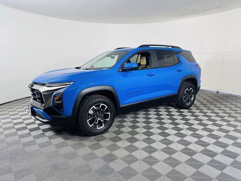 Used 2025 Chevrolet Equinox ACTIV w/ Safety and Technology Package image 4