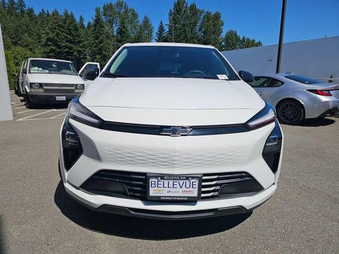 New 2027 Chevrolet Bolt LT w/ Comfort Package FWD image 2