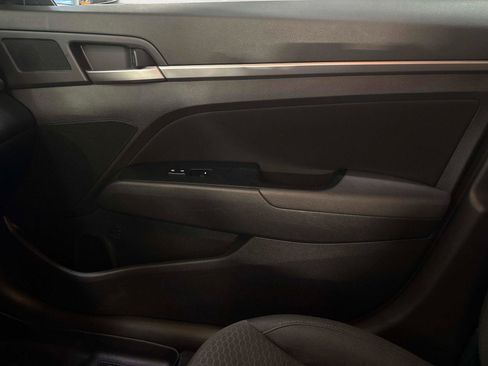 Used 2019 Hyundai Elantra SEL w/ Cargo Package image 22