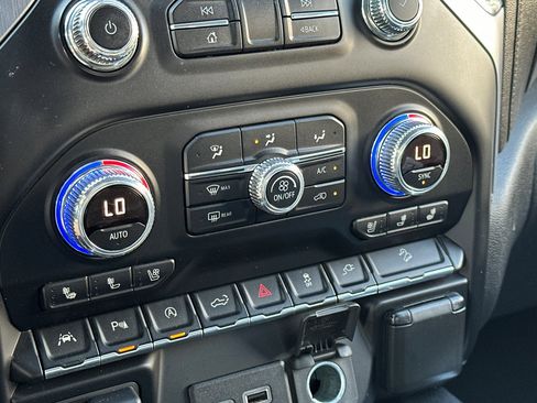 Used 2019 GMC Sierra 1500 SLT w/ SLT Premium Plus Package image 20