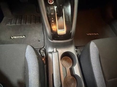 Used 2024 Nissan Versa SV FWD image 19