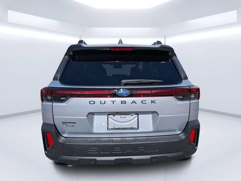 New 2026 Subaru Outback Limited w/ Premium/Limited Package AWD/4WD image 4
