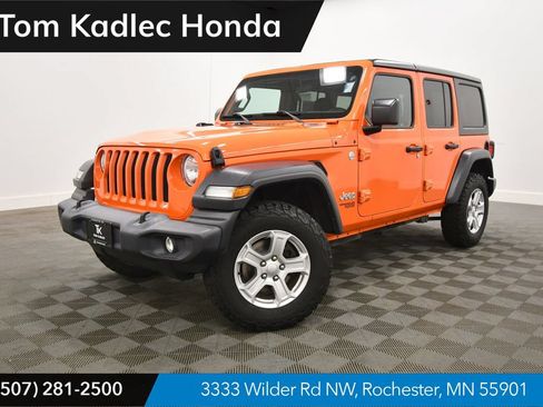 Used 2018 Jeep Wrangler Unlimited Sport S AWD/4WD image 1