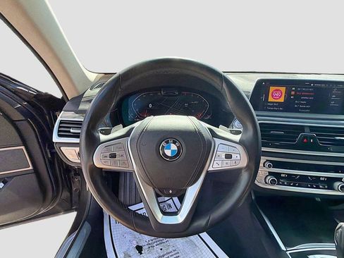 Used 2020 BMW 740i RWD image 40