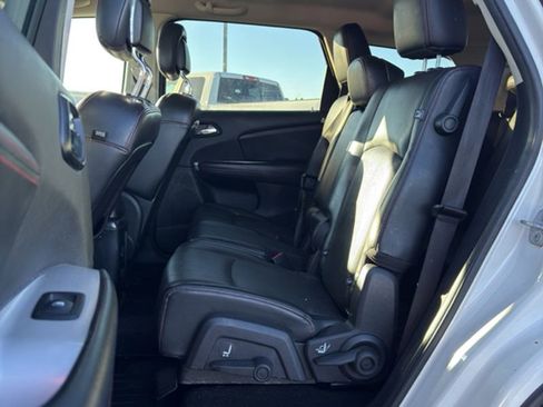 Used 2014 Dodge Journey R/T w/ Flexible Seating Group image 12