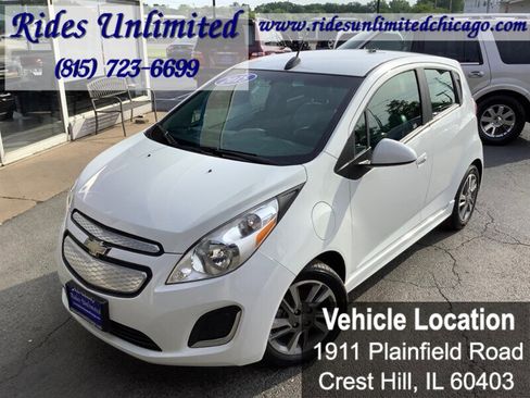 Used 2015 Chevrolet Spark LT image 1