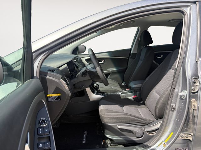 Used 2016 Hyundai Elantra GT FWD image 9