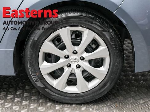 Used 2024 Toyota Corolla LE FWD image 8