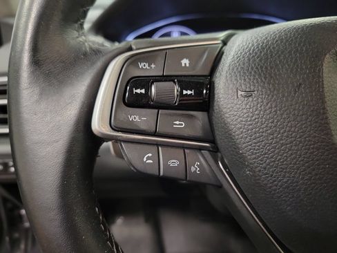 Used 2021 Honda Accord Touring image 24