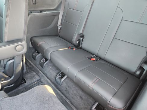 Certified 2023 Chevrolet Traverse RS w/ LPO, Floor Liner Package image 33