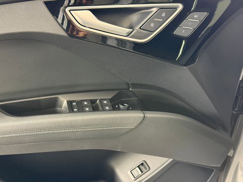 Used 2023 Audi Q4 e-tron Premium Plus w/ Premium Plus image 13