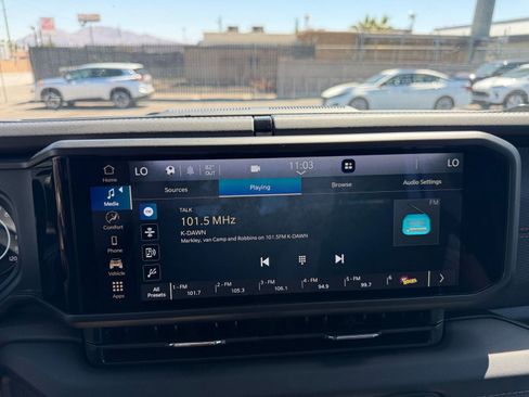 Used 2025 Jeep Wrangler Unlimited Rubicon AWD/4WD image 20