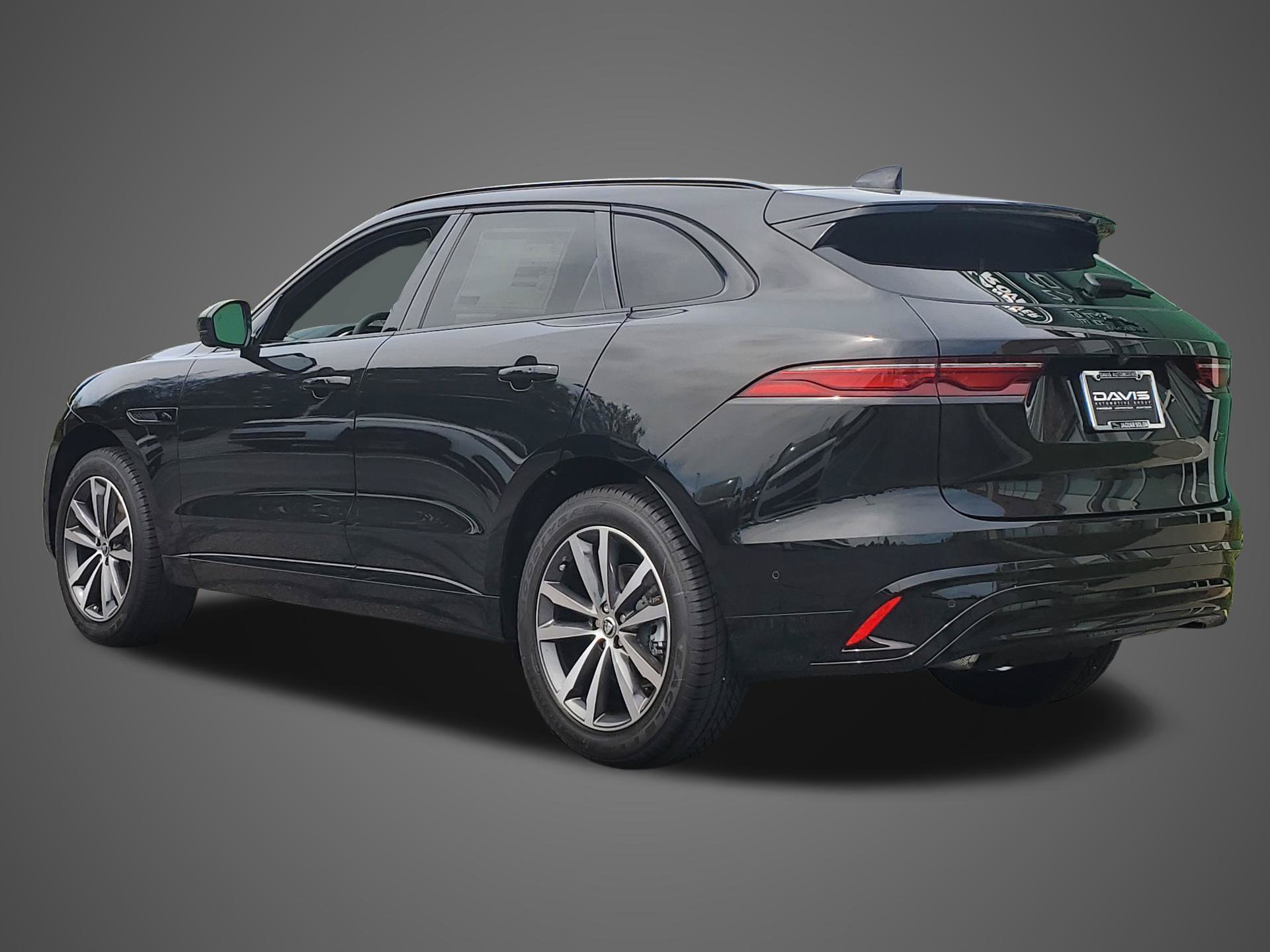 New 2026 Jaguar F-PACE R-Dynamic S AWD/4WD image 8