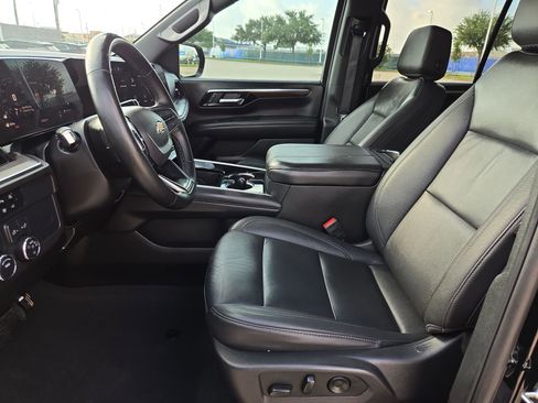 Used 2025 Chevrolet Tahoe LT w/ Comfort Package RWD image 15