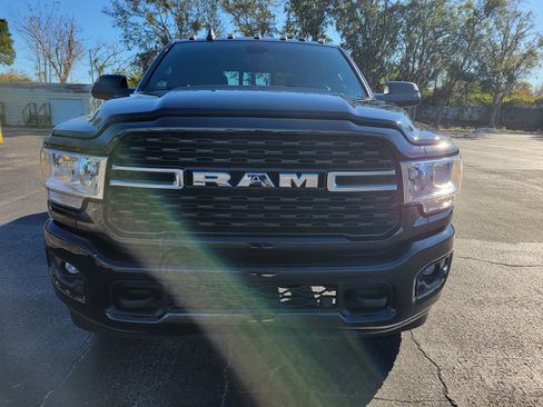 Used 2022 RAM 2500 Big Horn w/ Level C Equiment Group image 2