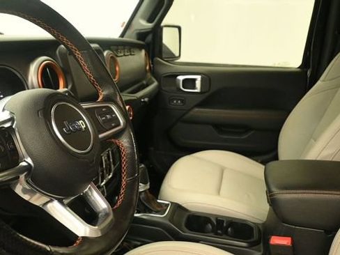 Used 2020 Jeep Gladiator Mojave AWD/4WD image 23
