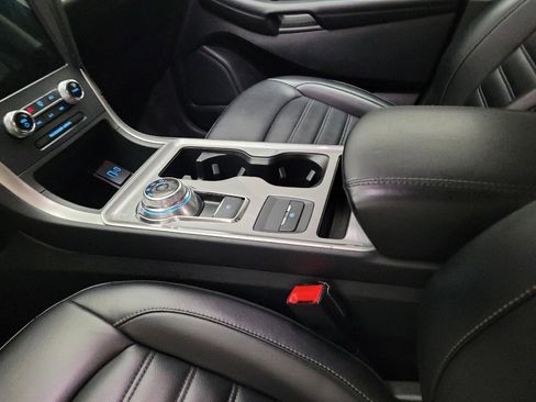 Used 2023 Ford Edge SEL image 26