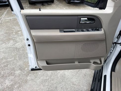 Used 2012 Ford Expedition EL XLT RWD image 17