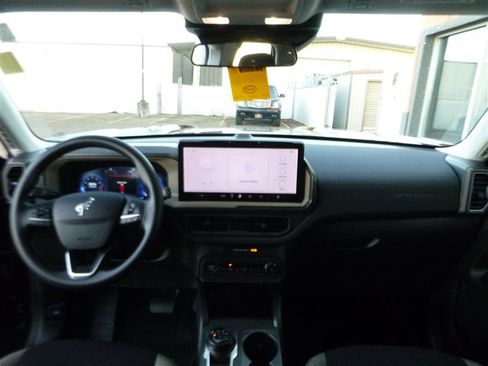 Used 2025 Ford Bronco Sport Big Bend image 9