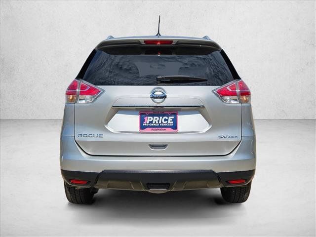 Used 2016 Nissan Rogue SV AWD/4WD image 7