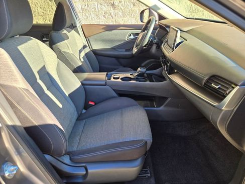 Used 2021 Nissan Rogue SV image 20