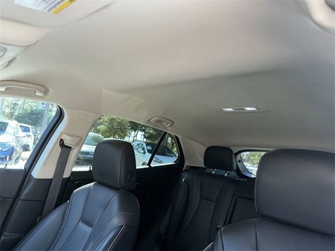 Used 2023 Buick Envision Essence image 16