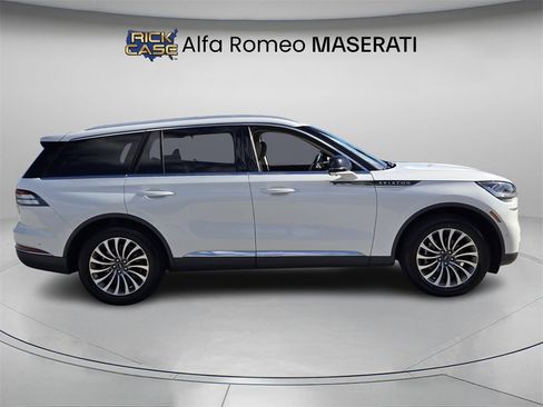 Used 2020 Lincoln Aviator Reserve w/ Equipment Group 201A image 4