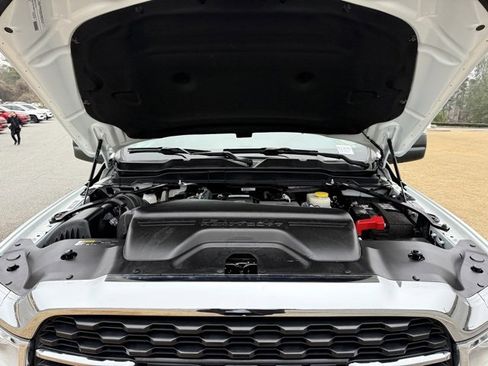 Used 2024 RAM 2500 Big Horn image 29