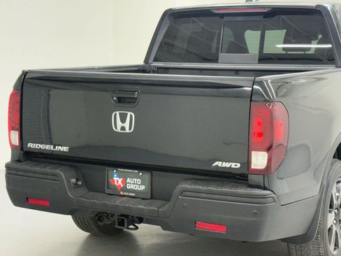 Used 2017 Honda Ridgeline Black Edition image 13