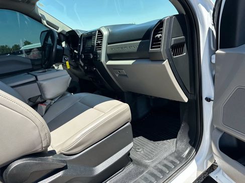 Used 2019 Ford F250 XL w/ Power Equipment Group AWD/4WD image 14