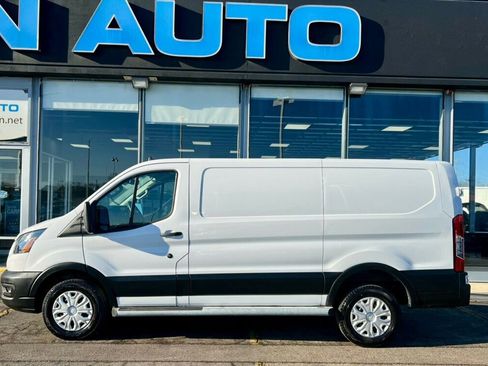 Used 2024 Ford Transit 250 Low Roof w/ Exterior Upgrade Package image 23
