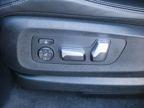 New 2026 BMW X5 sDrive40i w/ M Sport Package image 18