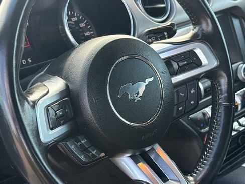 Used 2022 Ford Mustang Premium RWD image 29