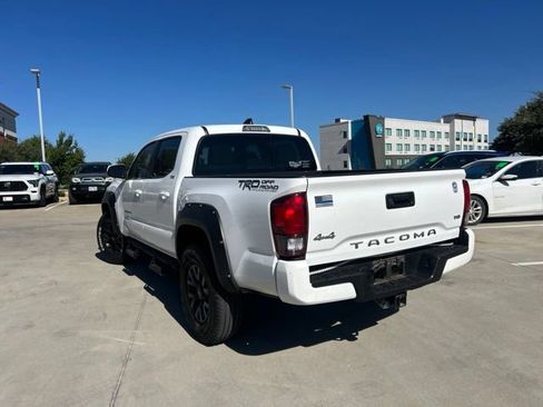 Used 2020 Toyota Tacoma SR5 w/ Technology Package AWD/4WD image 7