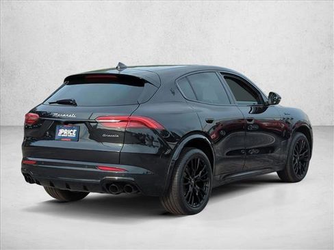 Used 2025 Maserati Grecale Modena AWD/4WD image 5