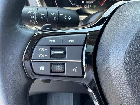 Certified 2025 Honda Pilot Touring image 35