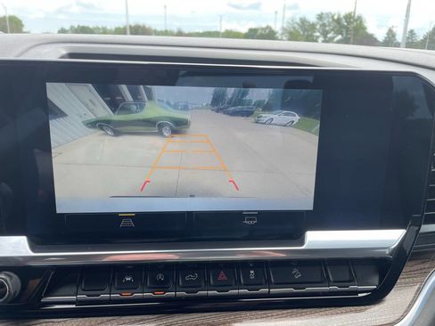 Used 2022 Chevrolet Silverado 1500 LT image 17